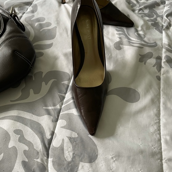 Nine West Shoes & purse - Picture 5 of 6